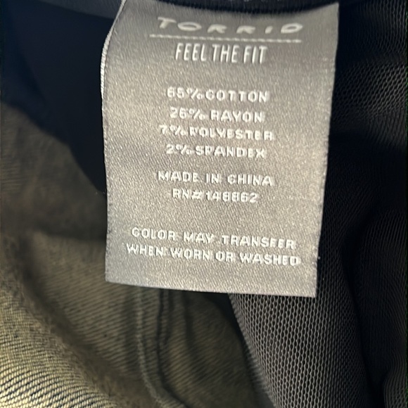 Torrid Bombshell Skinny Jeans - Picture 4 of 8